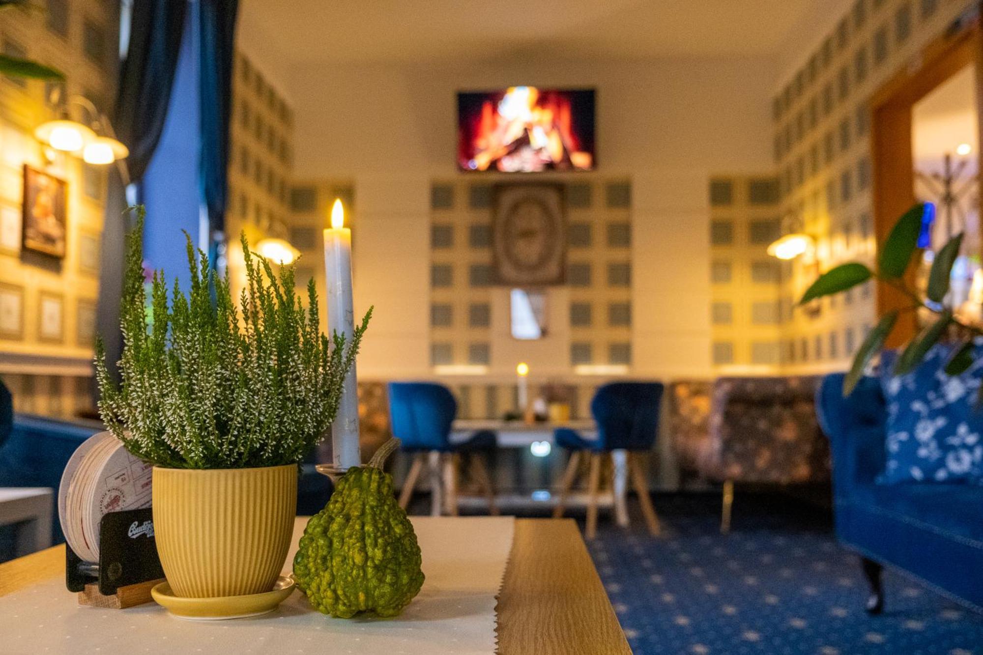 Hotel Tommy Wellness & Spa Náchod Exteriör bild